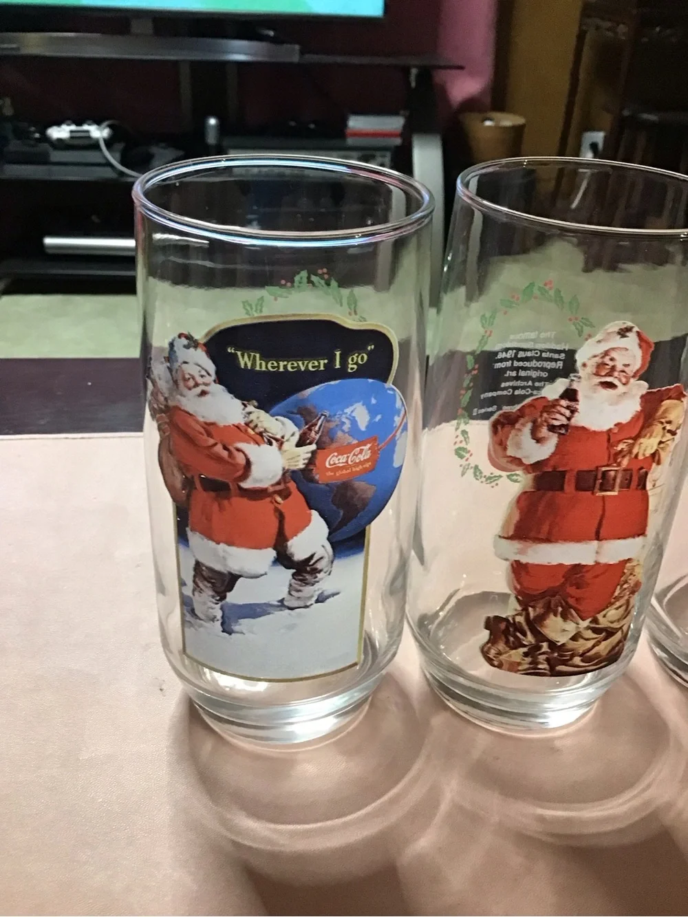 4 Vintage Coca-Cola Santa Christmas Glasses Set Collectable Glassware Coke